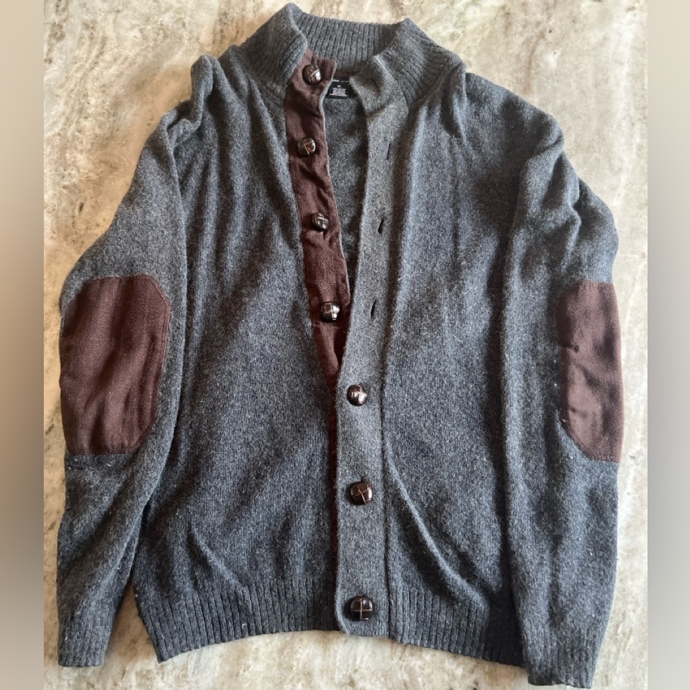 Men’s button up sweater (size XL but fits like a L)